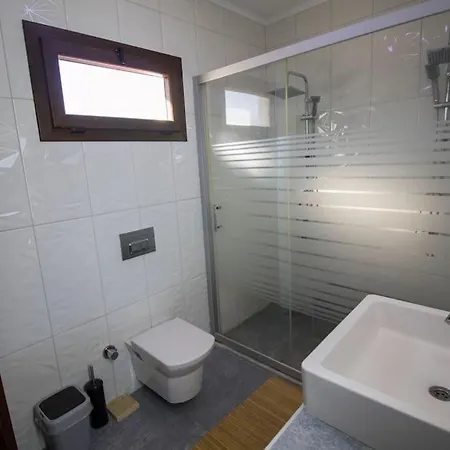 Βίλα Enjoy 4br W/magnificent View In Turkbuku