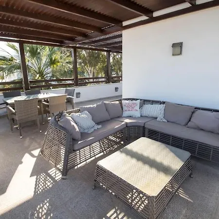 Enjoy 4br W/magnificent View In Turkbuku Villa