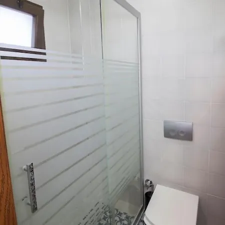 Villa Enjoy 4br W/magnificent View In Turkbuku